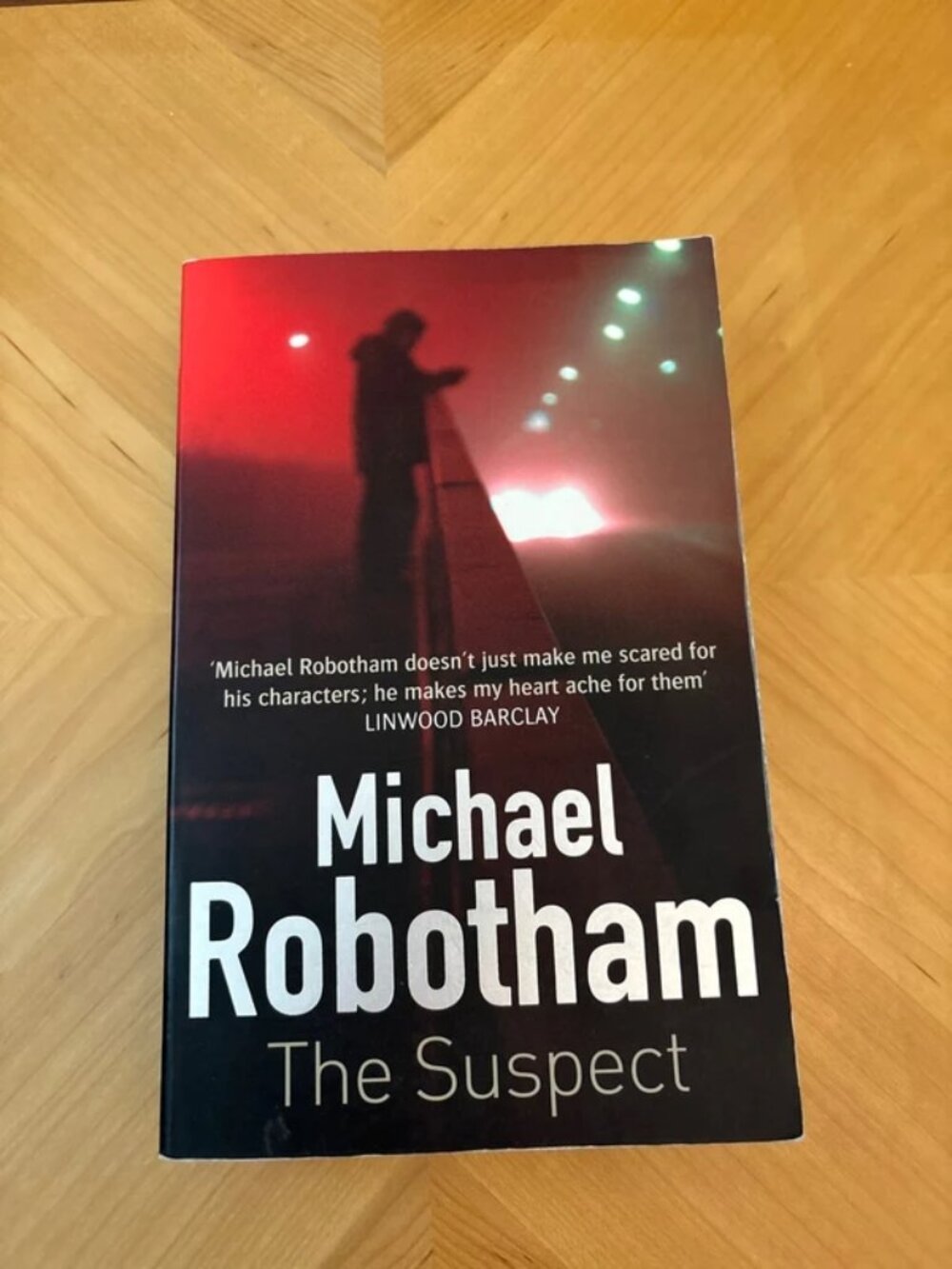 Michael Robotham - The Suspect